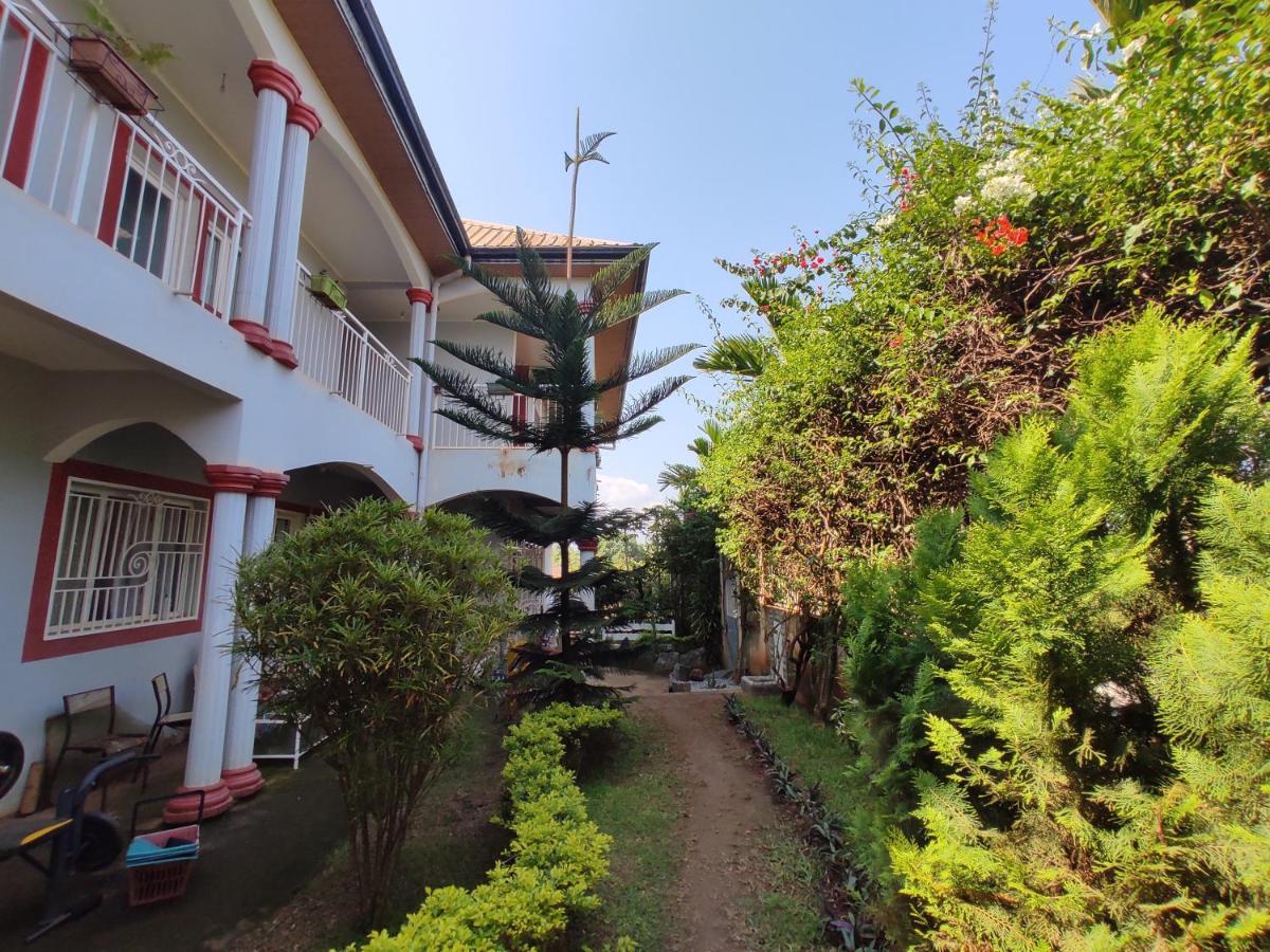 Residence Jardin Tropical Yaoundé Exterior foto